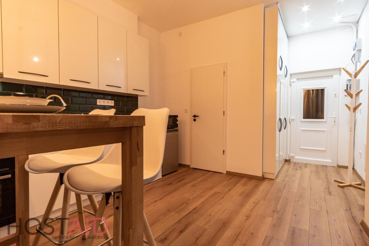 Kd11 Apartment Hostaid Будапеща Екстериор снимка